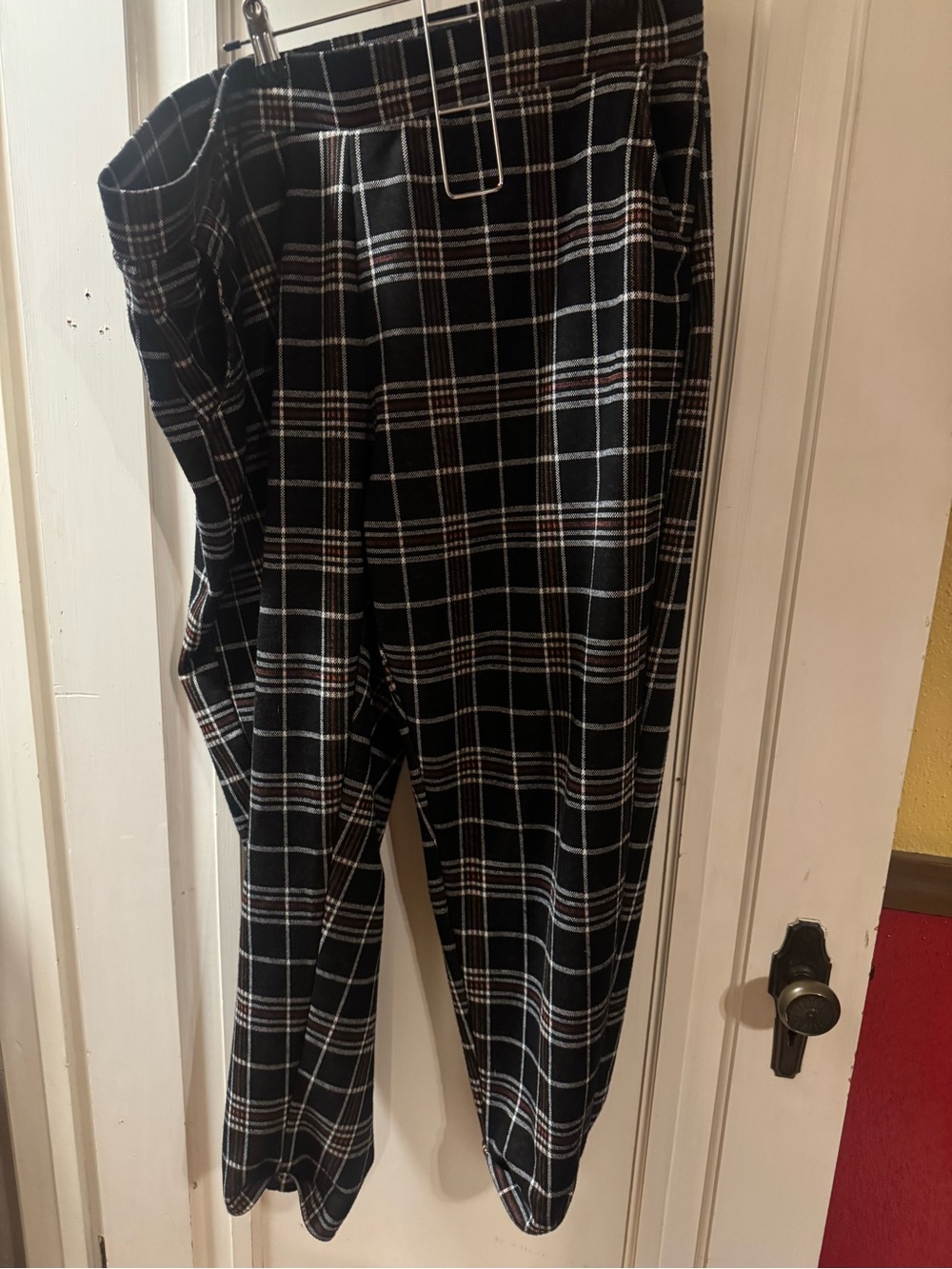 Terra & Sky Black Plaid High-Rise Trousers
